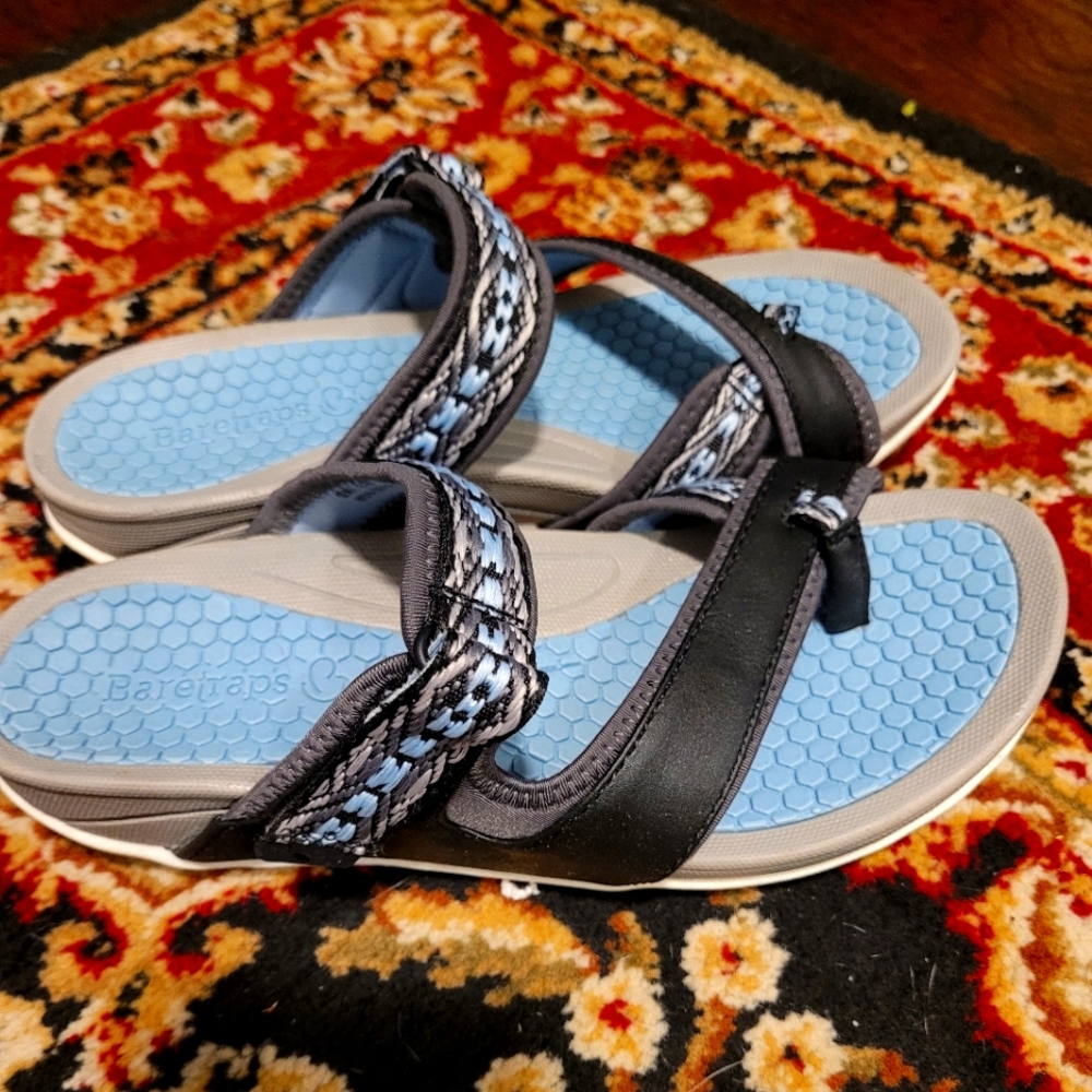 Bare Traps Denni Sandles